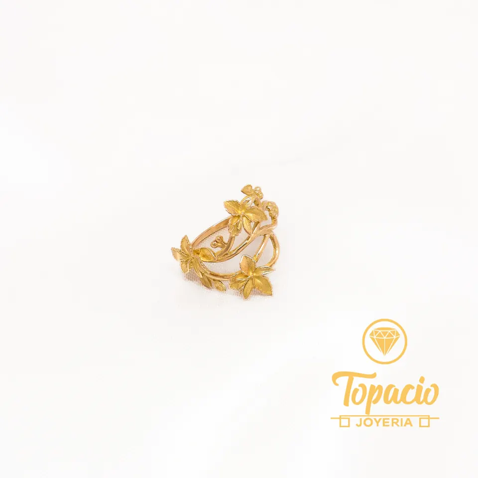 Anillo Floral 18K