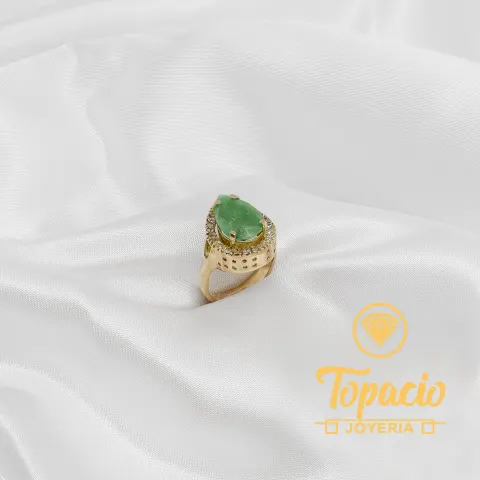 Anillo con piedra esmeralda 18K