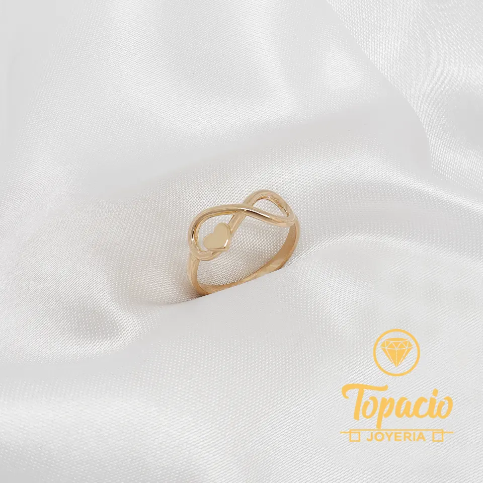 Anillo Infinito Corazón 18K