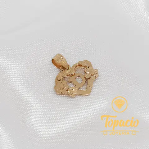 Dije Inicial “D” Corazón Personalizado 18K