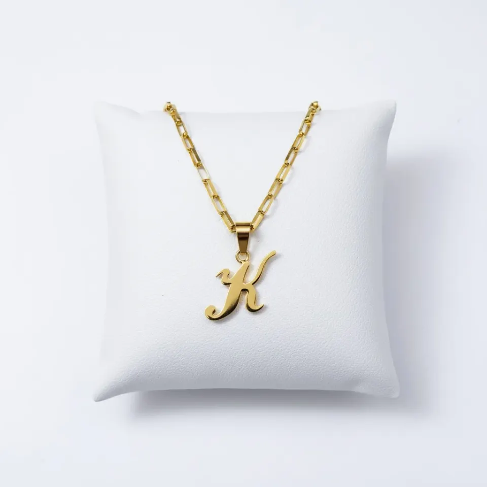 Cadena cartón con Dije "K" 18K