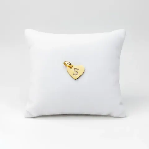 Dije Corazón Plano con Inicial 18K