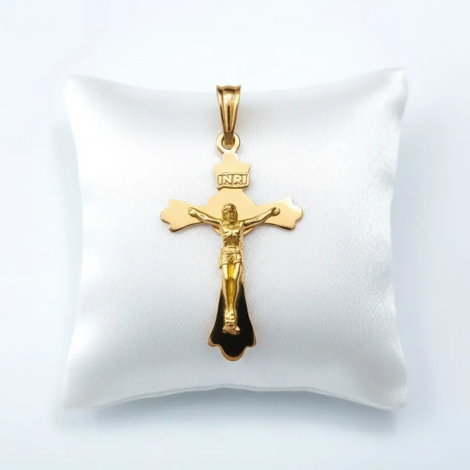 Dije Cruz 18K