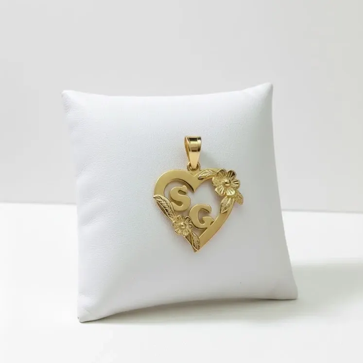 Dije Corazón Personalizado con Iniciales 18K