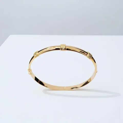 Puñera Oval Media Caña 18K
