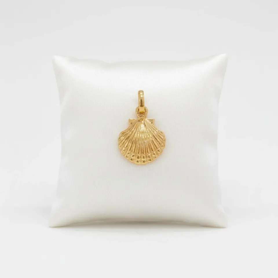 Dije Concha 18K
