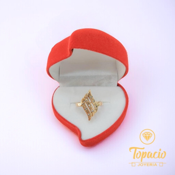 Anillo Tres Hojas con Piedras 18K
