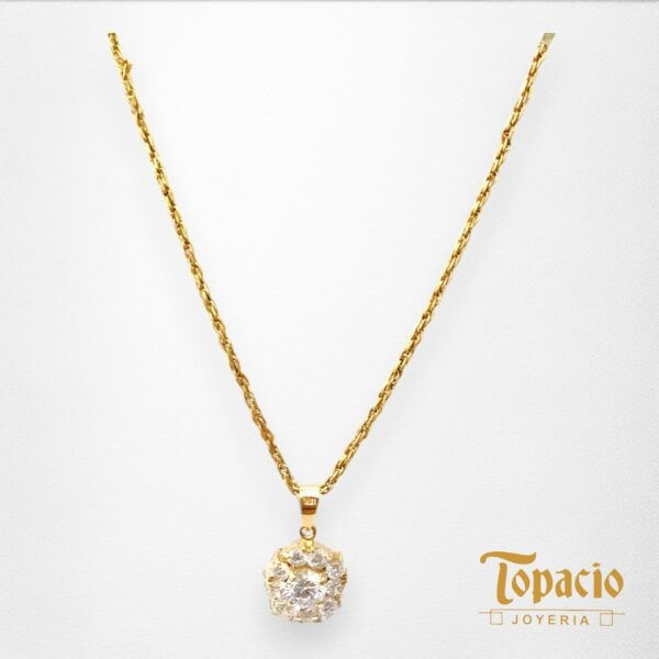 Cadena Trenzada con dije Flor de Luz – Oro 18k con Zirconias