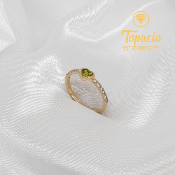 Anillo Cintillo Corazón 18K