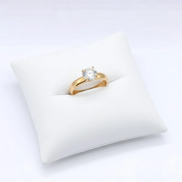 Anillo Solitario con Piedra 18K