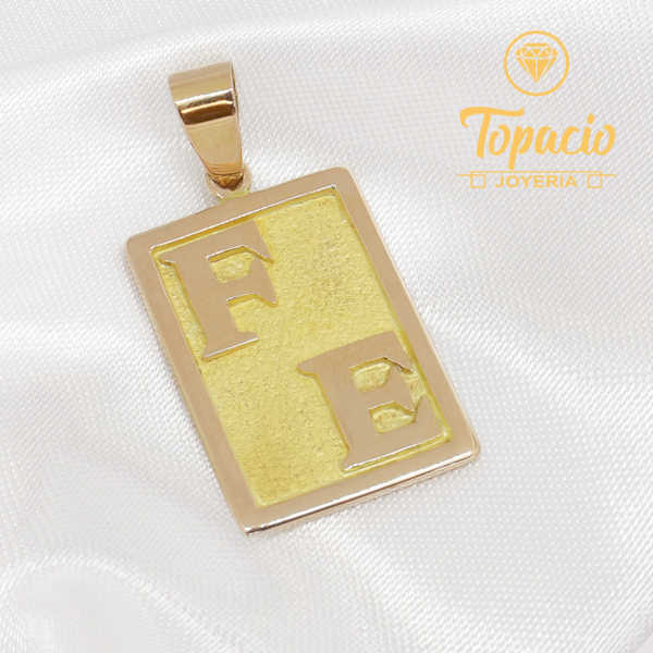 Dije Placa con Iniciales Personalizado 18K