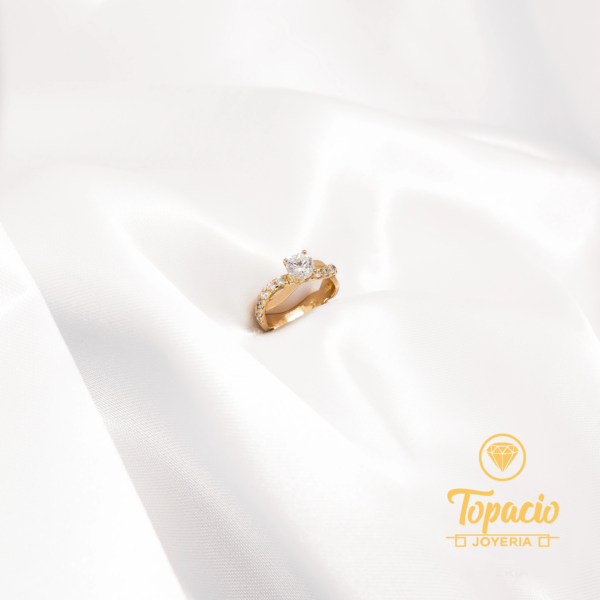 Anillo de compromiso 18K